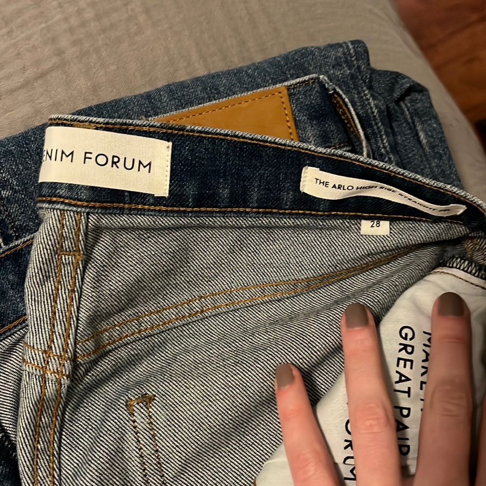 Denim forum The Arlo High Rise Straight size 28